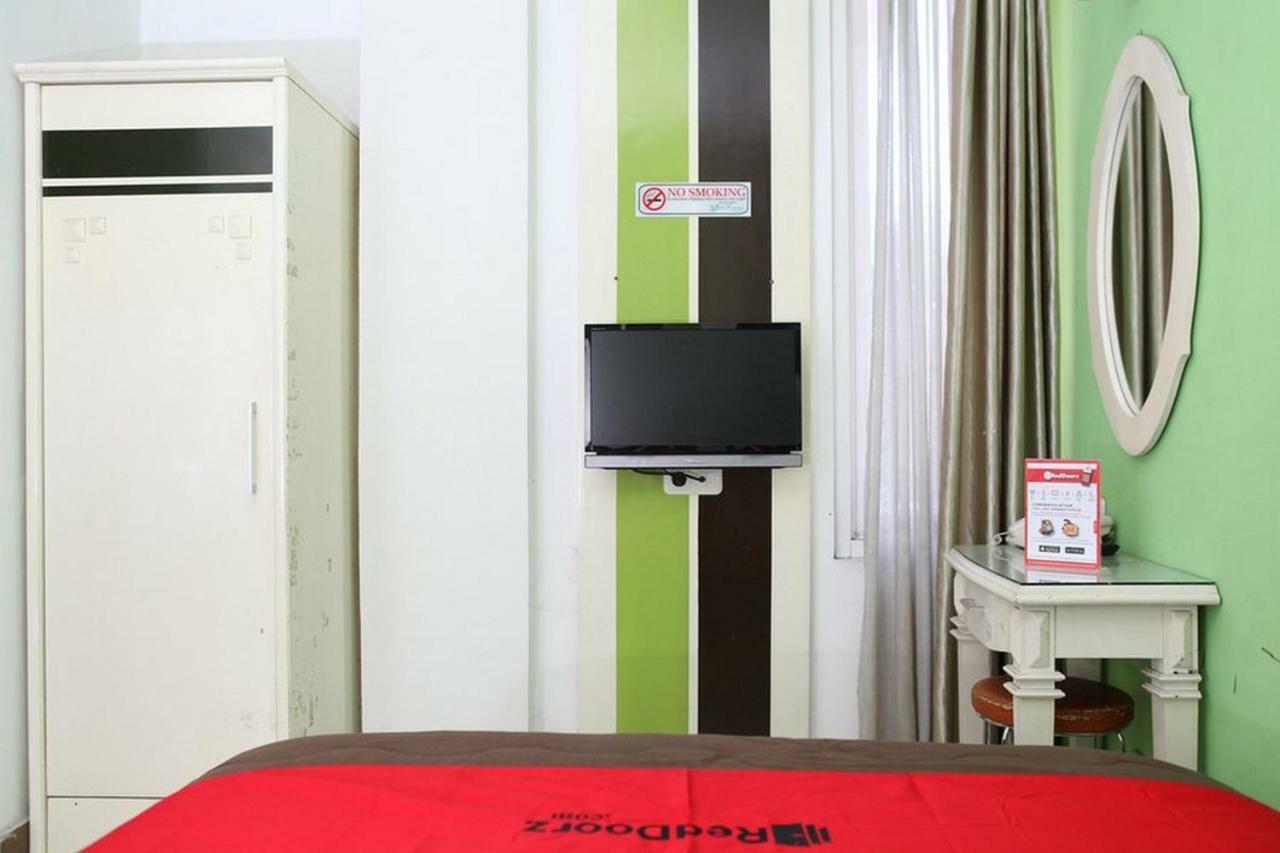 Reddoorz Plus @ Talaga Bodas Bandung Exterior photo